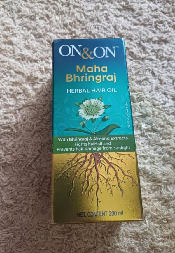 Huile ayurvédique Maha Bhringraj pour chute des cheveux et chevelure éclatante